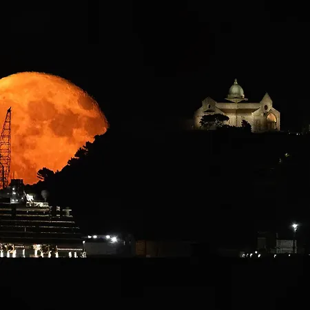 Vvr6 By Homes In アパート